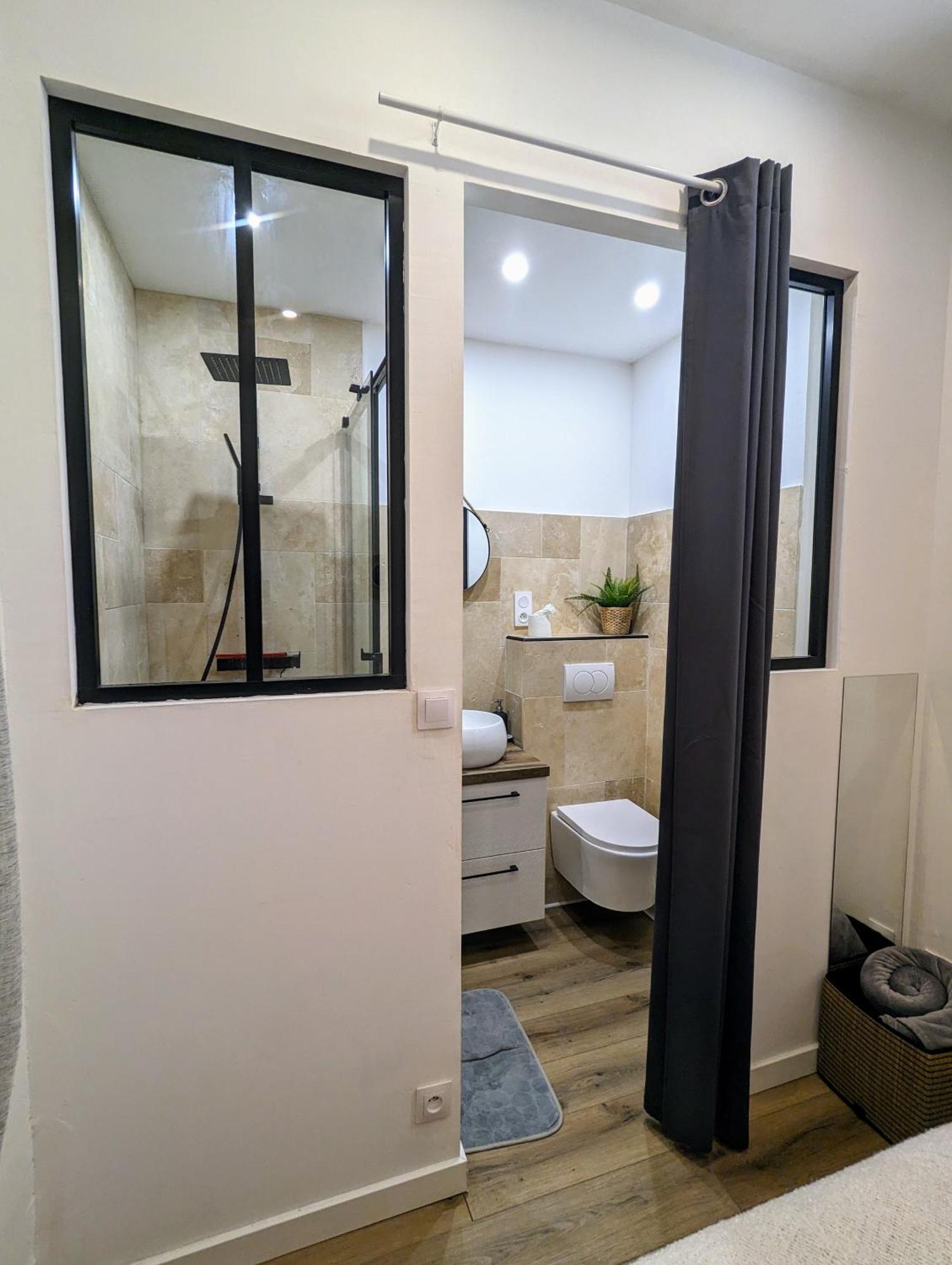 Apartment Cosy Proche Du Port Nizza